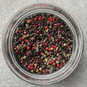 KARALIŠKASIS pipirų mišinys